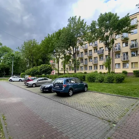 Urban Poniatowskiego 23 No 4, Free Public Parking * Хожув