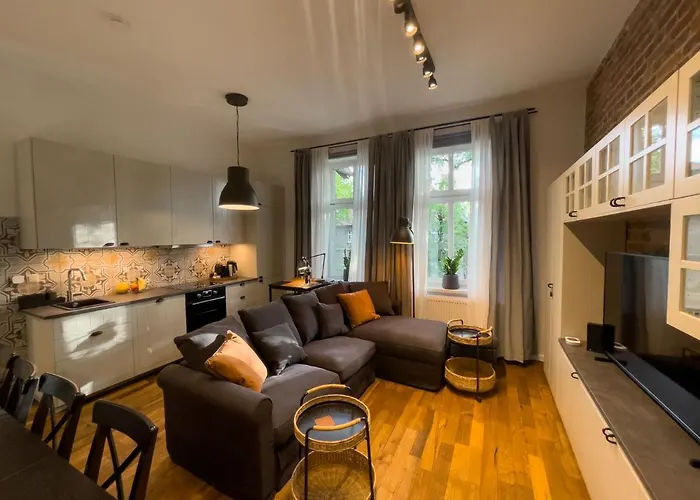 Apartment Urban Premium Poniatowskiego 23 No 4,free Public Parking, Self Check-in Chorzow