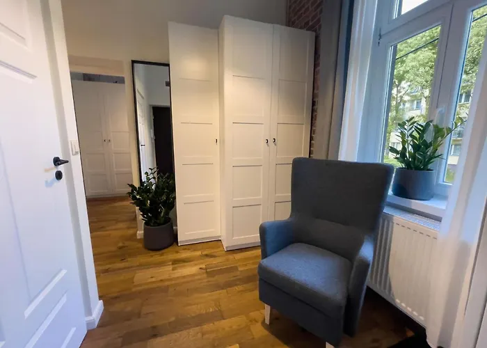 Urban Premium Poniatowskiego 23 No 4,free Public Parking, Self Check-in Chorzow